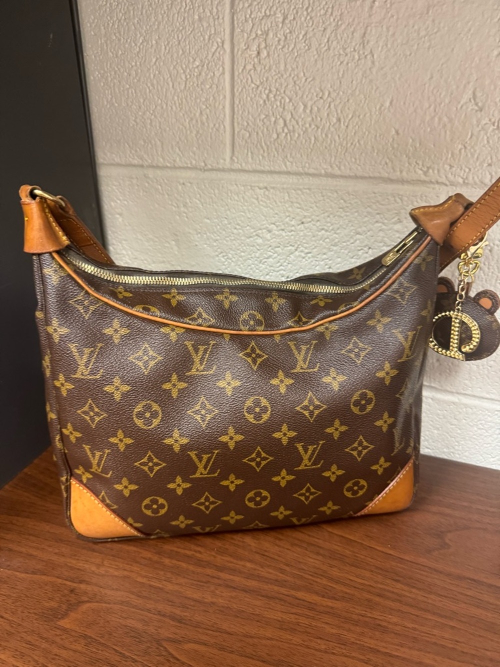 Louis Vuitton Boulogne 30 - Picture 2 of 11